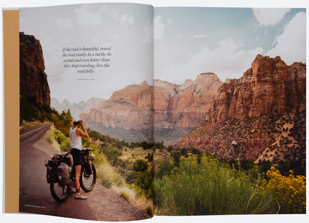 Two Years on a Bike | Martijn Doolaard 9783967040500 Martijn Doolaard Gestalten Cadeau-artikelen, Fietsreisverhalen Noord-Amerika, Zuid-Amerika (en Antarctica) Two Years on a Bike | Martijn Doolaard 9783967040500 Martijn Doolaard Gestalten Cadeau-artikelen, Fietsreisverhalen Noord-Amerika, Zuid-Amerika (en Antarctica)