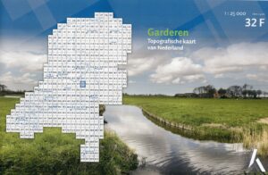 32F  Garderen topografische wandelkaart 1:25.000 TK25.32F  Kadaster / Geo-Informatie Top. kaarten Gelderland  Wandelkaarten Arnhem en de Veluwe