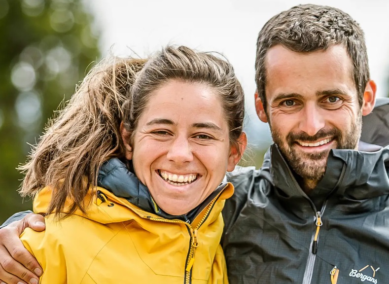 Wild Kamperen | Zoë Agasi en Olivier van Herck 9789043934336 Zoë Agasi en Olivier van Herck Kosmos Campinggidsen Europa Wild Kamperen | Zoë Agasi en Olivier van Herck 9789043934336 Zoë Agasi en Olivier van Herck Kosmos Campinggidsen Europa