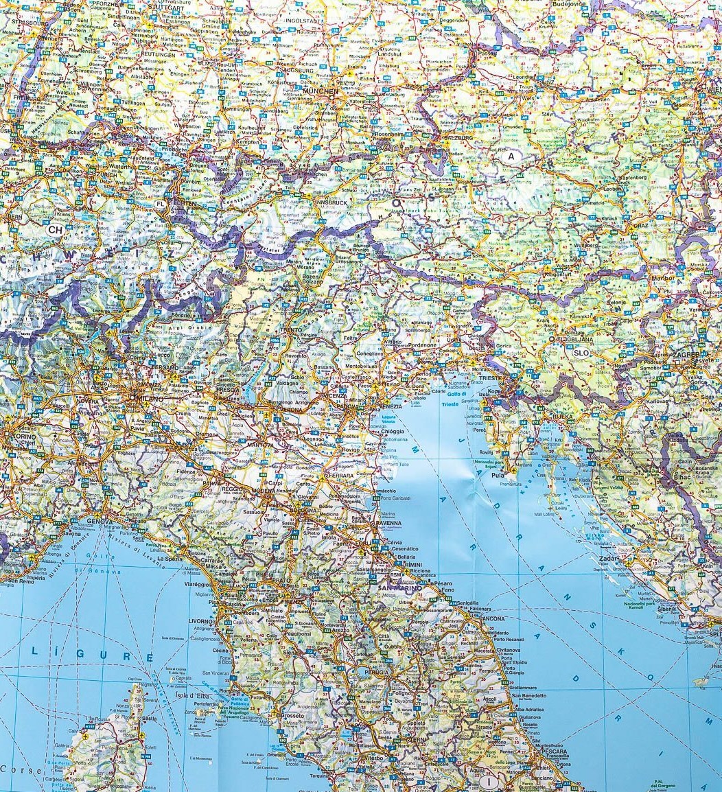 Midden-Europa (Centraal-Europa) | autokaart, wegenkaart 1:2.000.000 9783707924152 Freytag & Berndt Landkaarten en wegenkaarten Europa Midden-Europa (Centraal-Europa) | autokaart, wegenkaart 1:2.000.000 9783707924152 Freytag & Berndt Landkaarten en wegenkaarten Europa