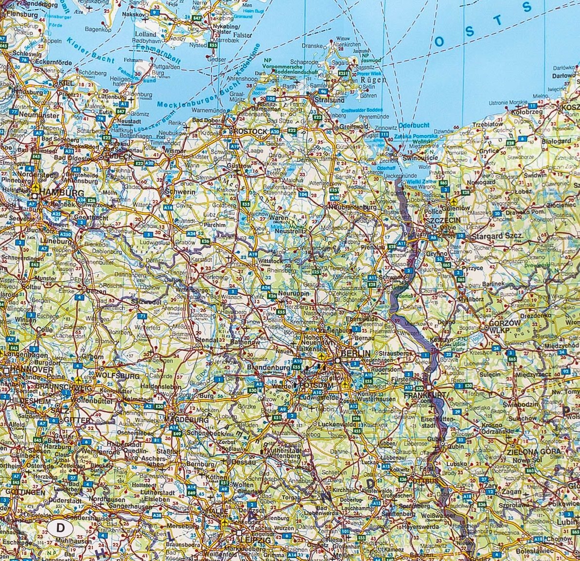 Midden-Europa (Centraal-Europa) | autokaart, wegenkaart 1:2.000.000 9783707924152 Freytag & Berndt Landkaarten en wegenkaarten Europa Midden-Europa (Centraal-Europa) | autokaart, wegenkaart 1:2.000.000 9783707924152 Freytag & Berndt Landkaarten en wegenkaarten Europa