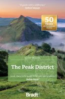 Go Slow Peak District 9781804692509  Bradt Go Slow  Reisgidsen Noordoost-Engeland