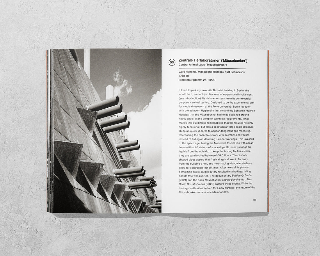 Brutalist Berlin 9781912018253 Felix Torkar Blue Crow Media Blue Crow Architectural Guides Reisgidsen Berlijn Brutalist Berlin 9781912018253 Felix Torkar Blue Crow Media Blue Crow Architectural Guides Reisgidsen Berlijn