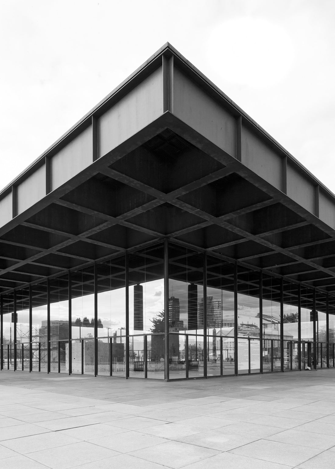 Modern Berlin Map 9781912018000 Tempest, Matthew & Phipps, Simon Blue Crow Media Blue Crow Architecture Maps Landkaarten en wegenkaarten Berlijn Modern Berlin Map 9781912018000 Tempest, Matthew & Phipps, Simon Blue Crow Media Blue Crow Architecture Maps Landkaarten en wegenkaarten Berlijn