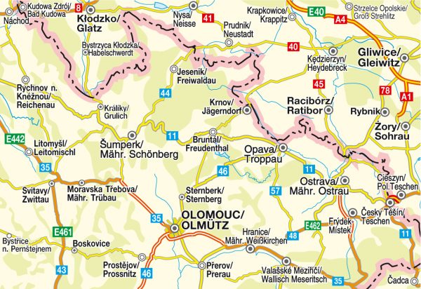 CS-003 Ostböhmen-Nordmähren 1:200.000 9783931103620  Höfer Verlag   Landkaarten en wegenkaarten Reuzengebergte, Noord-Tsjechië